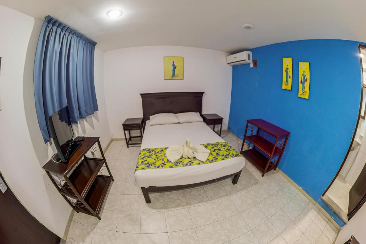ורקרוז Hotel Isla De Sacrificio מראה חיצוני תמונה